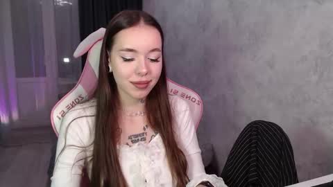 Snapshot of naughtydakota chatting on October 2025 04:05:01 PM Dakota online show from October 2025 04:05:01 PM