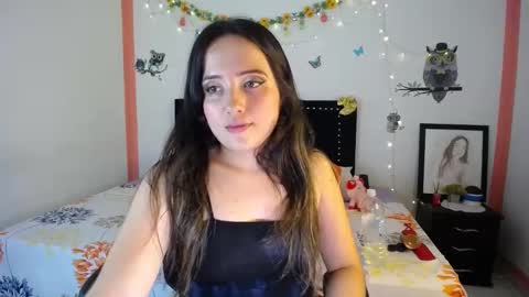 Valeria  online show from February 2025 10:32:01 PM