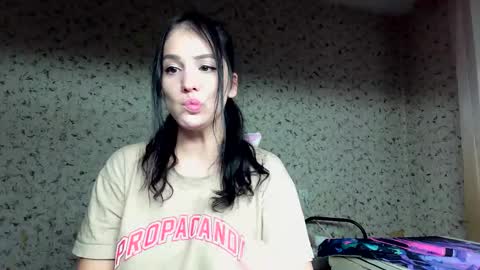 Anasteysha online show from October 2025 02:19:01 PM