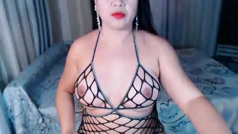 naughtyhotshirley online show from March 2026 10:50:01 PM