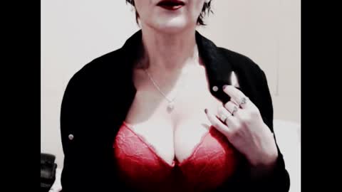 Jenny online show from December 2025 03:00:02 AM