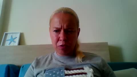 naughtyjennyblondeuk online show from April 2026 01:56:02 PM