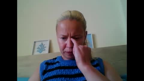 naughtyjennyblondeuk online show from April 2026 04:48:01 PM