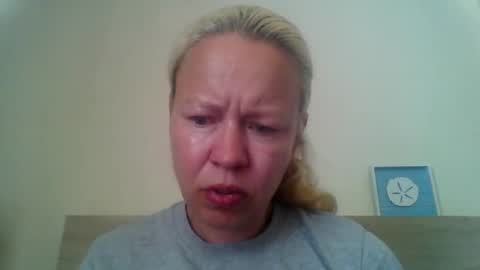 naughtyjennyblondeuk online show from May 2026 11:37:01 AM