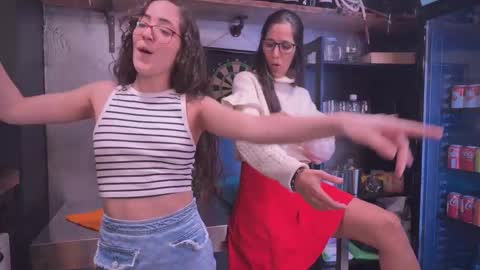 ANDREA STEPH  MIKE online show from December 2024 07:32:02 PM