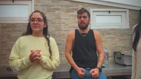 ANDREA STEPH  MIKE online show from October 2025 09:18:01 AM