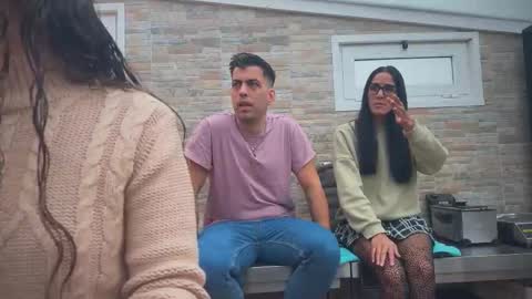 ANDREA STEPH  MIKE online show from October 2025 08:45:02 AM