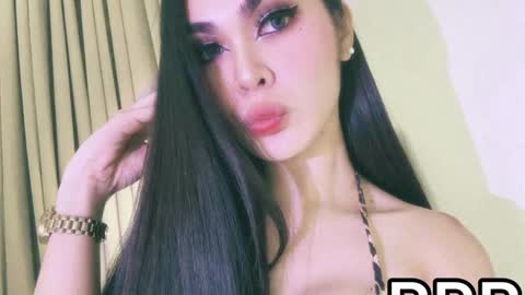 Martina online show from February 2025 11:04:01 AM