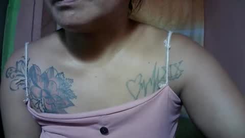 naughtymom_33 online show from November 2025 08:37:01 AM