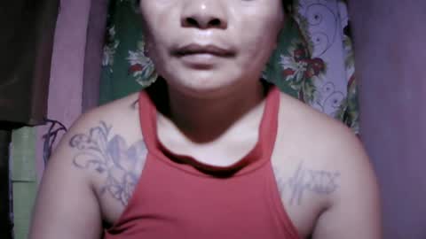 Snapshot of naughtymom_33 chatting on June 2026 01:14:02 AM naughtymom_33 online show from June 2026 01:14:02 AM