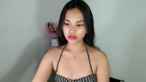 Snapshot of naughtymuse_ chatting on May 2026 05:36:01 AM ELISE online show from May 2026 05:36:01 AM