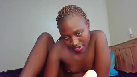 naughtyqueen12 online show from January 2026 09:47:02 AM