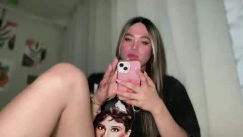 Rose Wilson online show from December 2024 09:45:02 AM