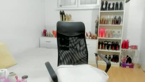 naughtysabine1 online show from October 2025 09:21:02 AM