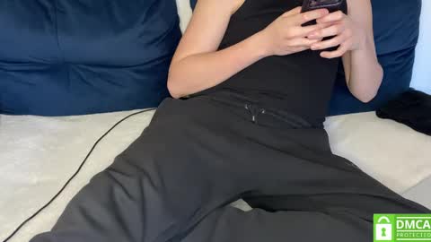 naughtysecretsde online show from April 2026 05:07:01 PM