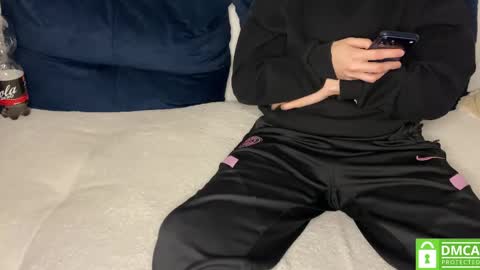 naughtysecretsde online show from April 2026 06:12:02 PM