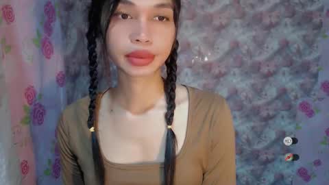 Snapshot of naughtysunshinepinay chatting on June 2026 05:52:02 AM Celine online show from June 2026 05:52:02 AM