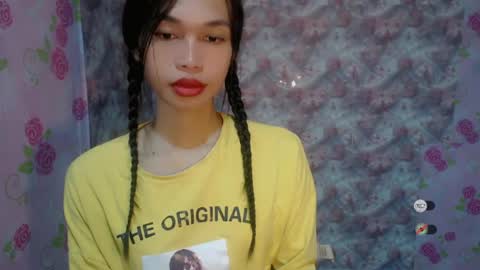Snapshot of naughtysunshinepinay chatting on July 2026 01:09:01 AM Celine online show from July 2026 01:09:01 AM