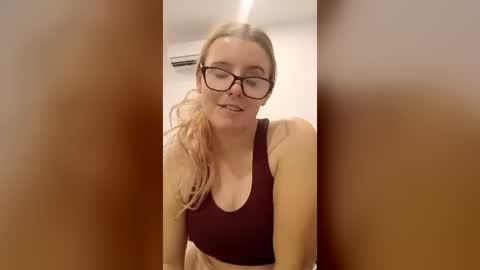 Snapshot of naughtyt333n chatting on July 2026 11:04:01 AM Naughty Jess online show from July 2026 11:04:01 AM