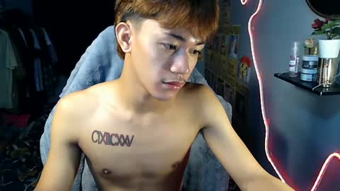 Snapshot of naugthyboyloy chatting on July 2026 12:15:02 AM Loy online show from July 2026 12:15:02 AM