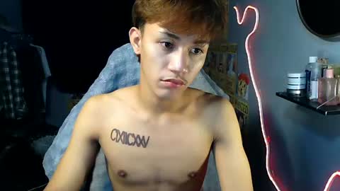 Snapshot of naugthyboyloy chatting on July 2026 05:52:01 PM Loy online show from July 2026 05:52:01 PM