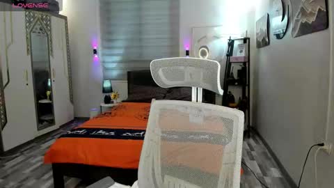 Snapshot of naugtycummer69 chatting on October 2025 05:05:01 AM JAY online show from October 2025 05:05:01 AM