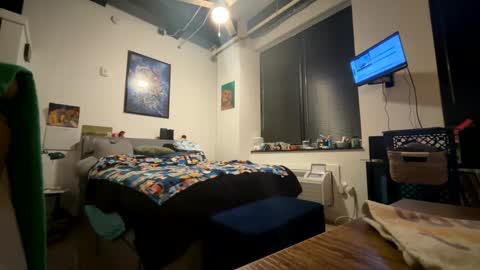 Snapshot of nawteabiscotti chatting on February 2025 04:53:01 AM Ladysmoke online show from February 2025 04:53:01 AM