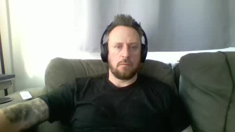 Snapshot of nawtydom1977 chatting on January 2025 02:40:02 PM nawtydom1977 online show from January 2025 02:40:02 PM