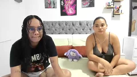 Snapshot of nay_and_aleja chatting on May 2026 02:51:02 AM nay_and_aleja online show from May 2026 02:51:02 AM