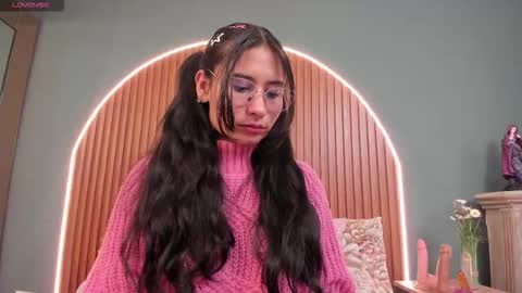 Snapshot of nayecloud chatting on October 2025 01:19:01 AM Naye online show from October 2025 01:19:01 AM