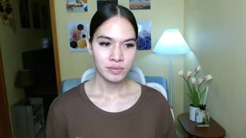 Nayika Huge online show from January 2025 11:02:02 AM