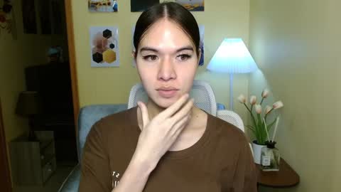 Nayika Huge online show from January 2025 09:16:02 AM