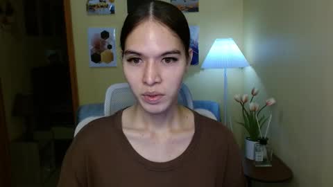 Nayika Huge online show from September 2025 05:53:02 AM