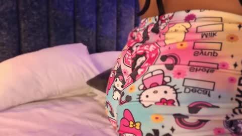 Snapshot of naylapot_ chatting on March 2025 02:56:02 PM Juli online show from March 2025 02:56:02 PM