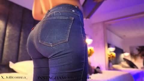 Snapshot of naylapot_ chatting on October 2025 11:21:02 AM Juli online show from October 2025 11:21:02 AM