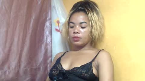 nayrrah online show from April 2026 08:42:01 AM