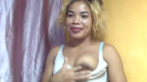 nayrrah online show from April 2026 10:13:02 PM