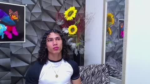 Snapshot of nazper_ chatting on January 2025 03:53:02 PM Nazper online show from January 2025 03:53:02 PM