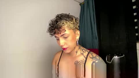 nazzz10 online show from December 2025 02:20:01 AM