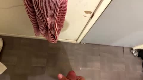 Snapshot of nbarrie98 chatting on December 2024 01:39:02 AM nbarrie98 online show from December 2024 01:39:02 AM