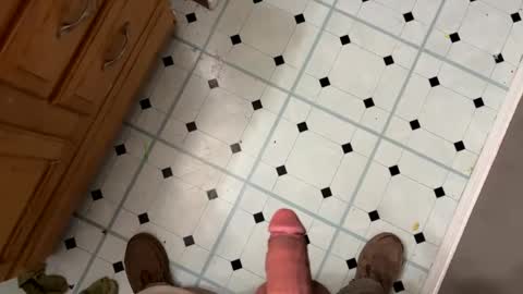 Snapshot of nbarrie98 chatting on January 2025 12:07:01 PM nbarrie98 online show from January 2025 12:07:01 PM