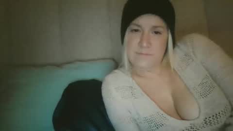 Snapshot of nchastain74 chatting on November 2025 10:43:02 AM wetnikki6590 online show from November 2025 10:43:02 AM