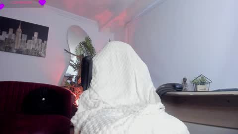 Snapshot of nebetcolin chatting on February 2025 10:14:02 PM Hellen online show from February 2025 10:14:02 PM