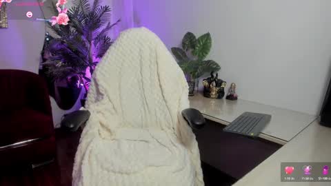 Snapshot of nebetcolin chatting on March 2025 07:25:01 PM Hellen online show from March 2025 07:25:01 PM