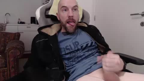 Snapshot of needyoujust chatting on February 2025 02:17:02 AM needyoujust online show from February 2025 02:17:02 AM