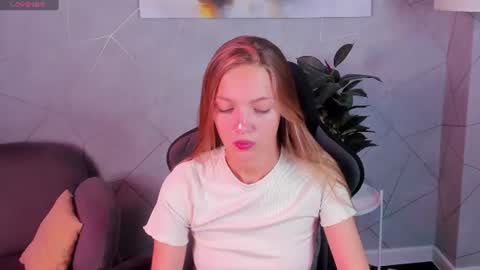 Snapshot of neelly_collins chatting on July 2026 09:14:02 AM Nelly online show from July 2026 09:14:02 AM