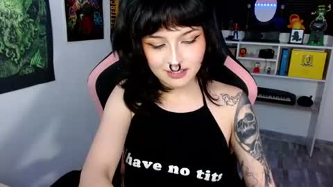 Snapshot of neena_nyx chatting on July 2026 01:05:02 AM Neena Nyx online show from July 2026 01:05:02 AM