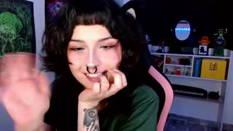 Snapshot of neena_nyx chatting on July 2026 01:10:02 AM Neena Nyx online show from July 2026 01:10:02 AM