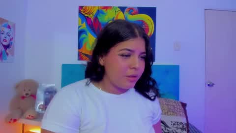 neferet_opal online show from October 2025 01:00:02 AM