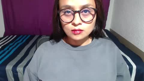Snapshot of negrita_25 chatting on September 2025 11:16:02 PM Zoe online show from September 2025 11:16:02 PM